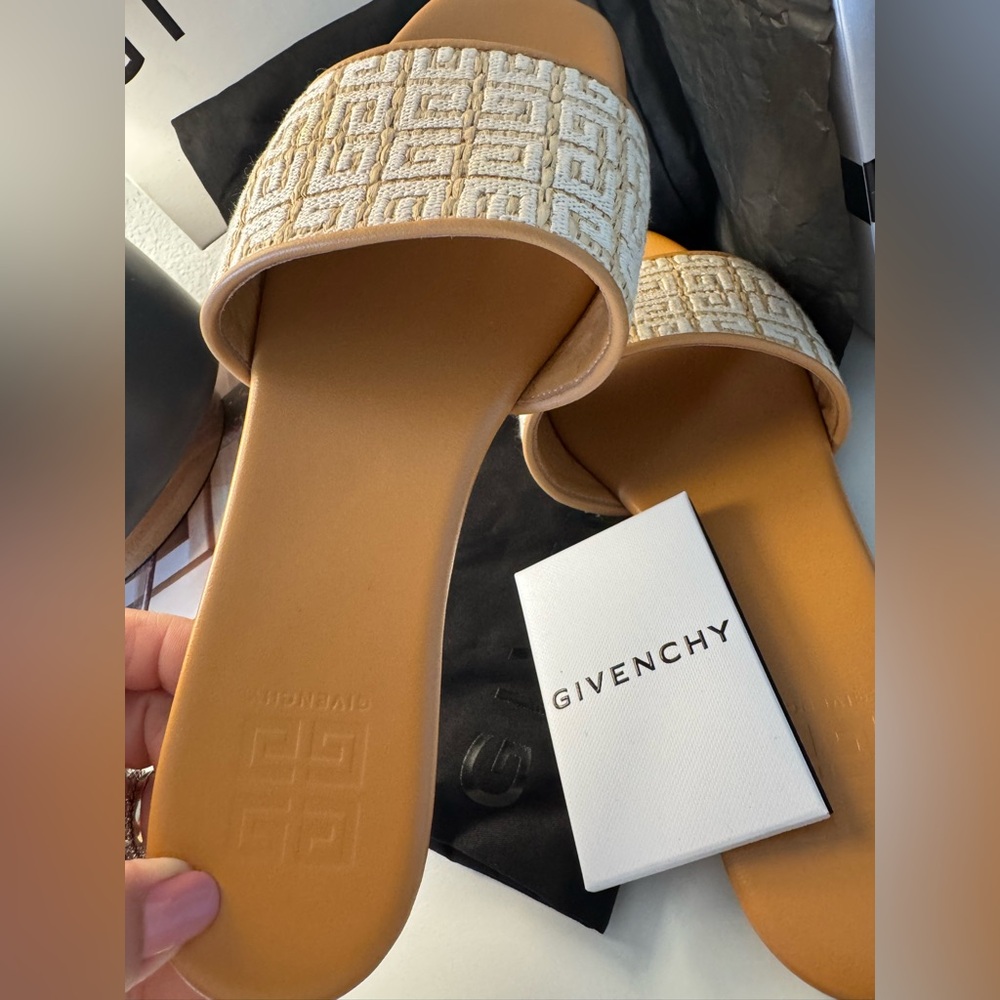 GIVENCHY 4G Flat Mule Sandals Size 39